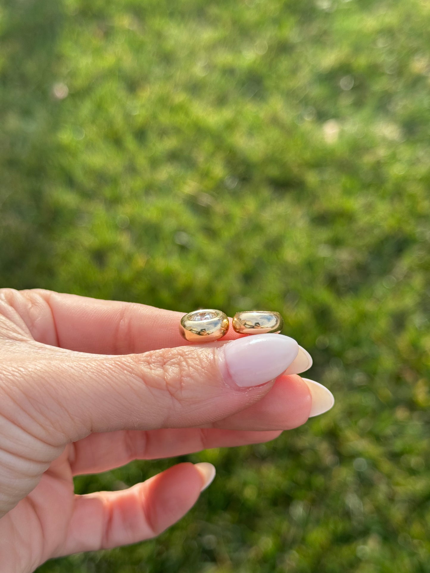 Pillow Diamond Stud Earrings (SMALL)