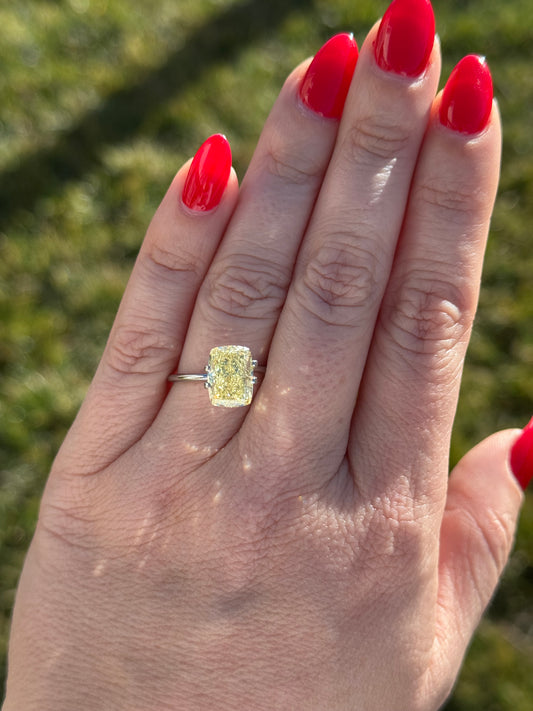 4.04 carat Fancy Intense Yellow Cushion