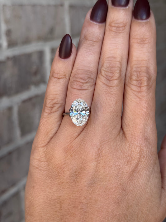 6.29 E VS1 Oval Diamond