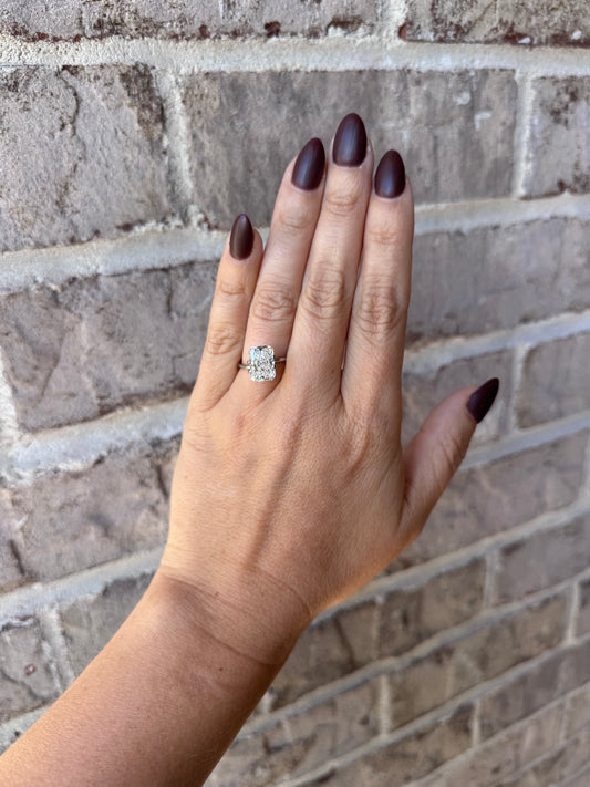 4.05 D VVS2 Radiant Cut Diamond